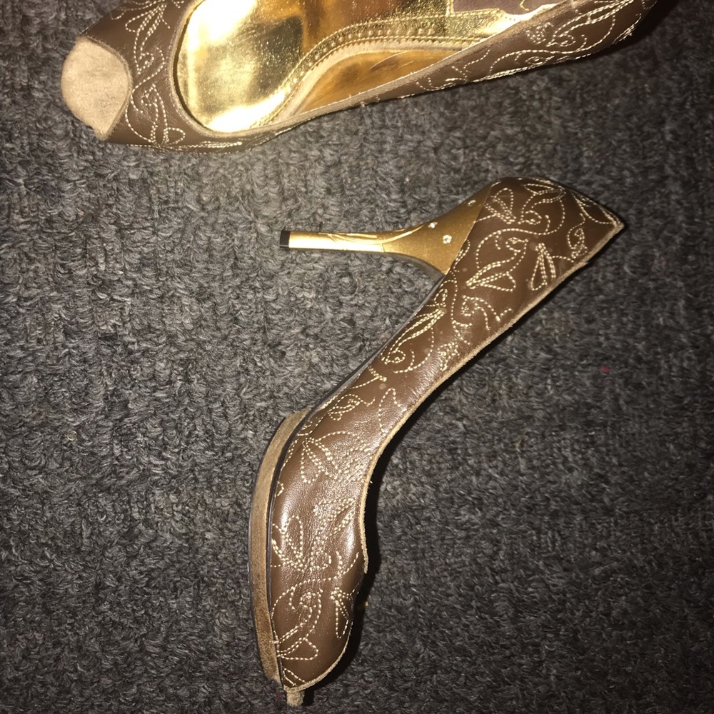 Babyphat size 8.5 peep toe heels